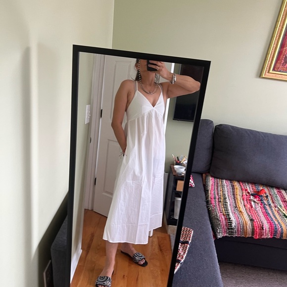 White Dress - Picture 7 of 7